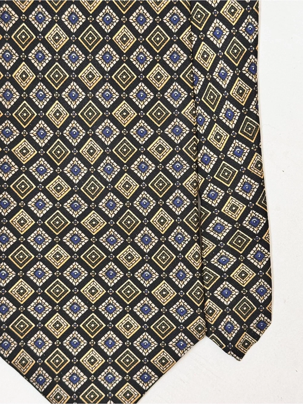 Richman Brothers Concerto Men’s Necktie Classic Black Geometric Blue Accent Silk